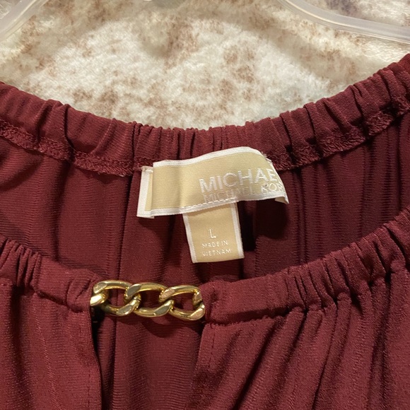 ‼️3/$20‼️ Michael Kors top - Picture 5 of 5